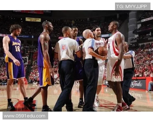 雨燕直播带你直击火箭与湖人精彩对决全场回顾与分析